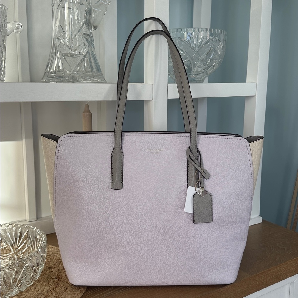 🧞‍♀️VEUC🧞‍♀️Kate Spade Lavender Cream and Gray Tote